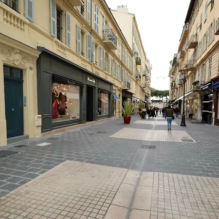 アパート 2 Pieces Dans La Plus Belle Rue De Nice, Au Calme ニース